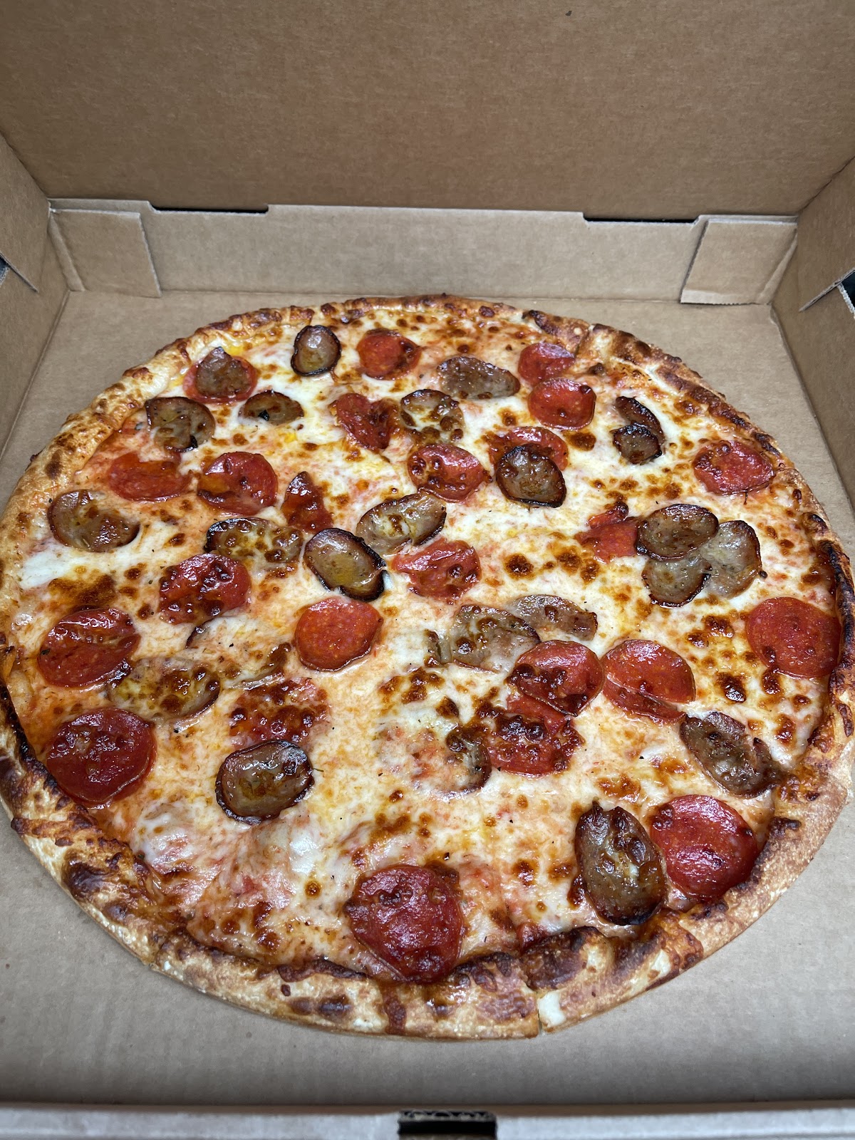 2 Boys Pizza & Grill photo 3