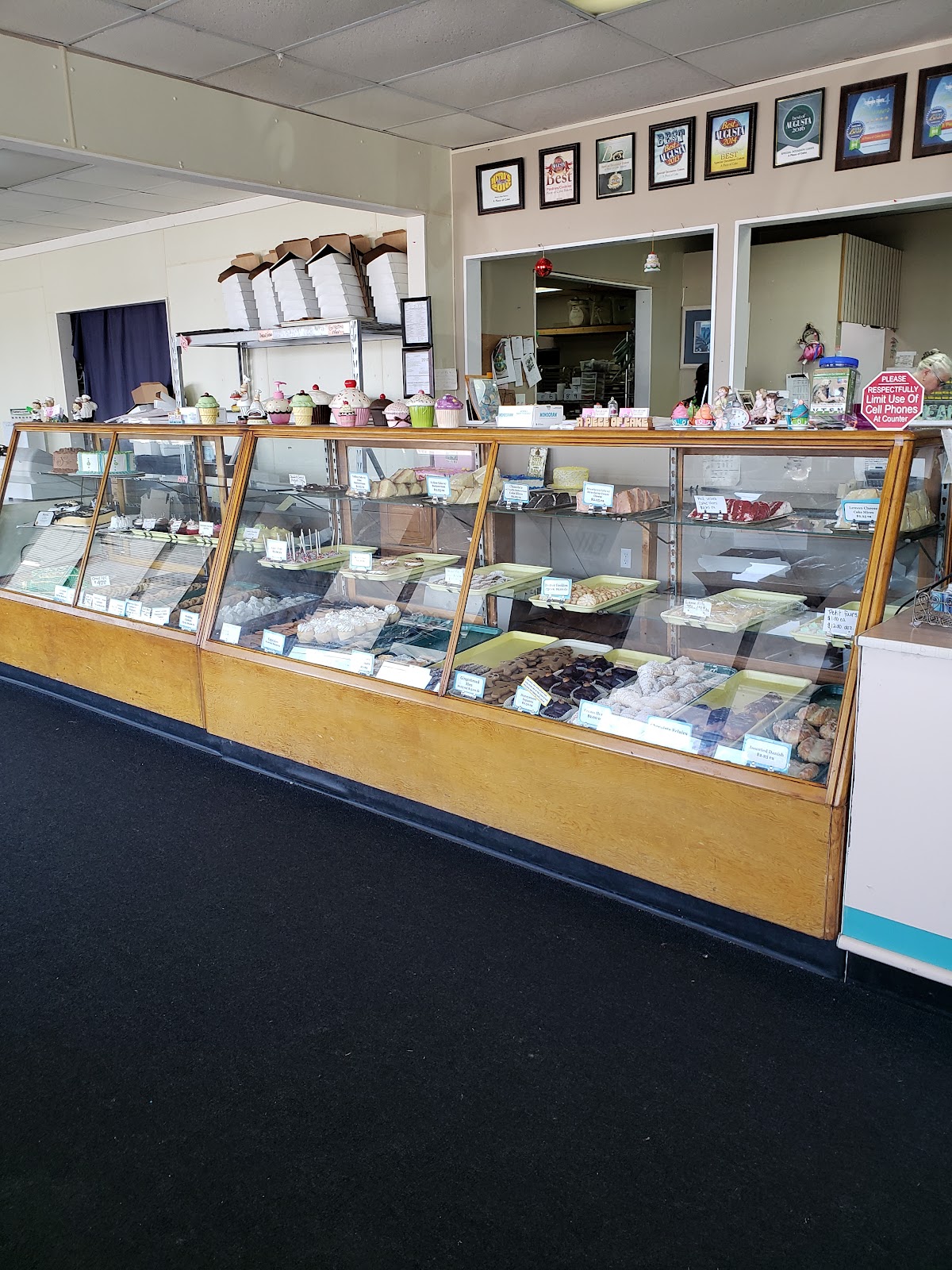 A Piece of Cake Bakery in West Augusta, Augusta, GA