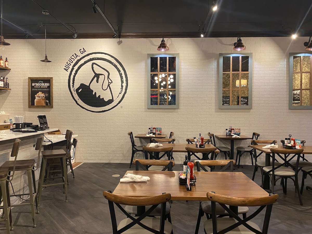 Another Broken Egg Cafe - Restaurants in Augusta, GA