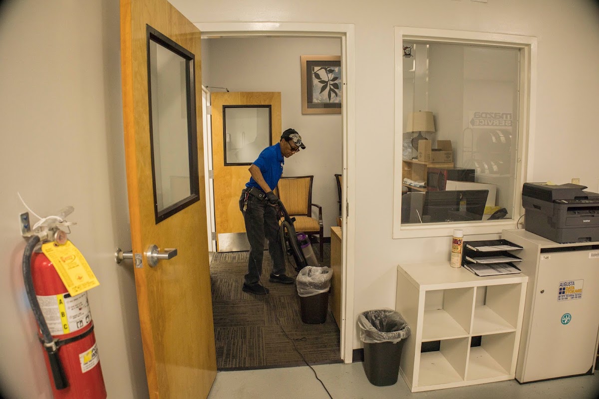 Brown Professional Cleaning Service photo 3
