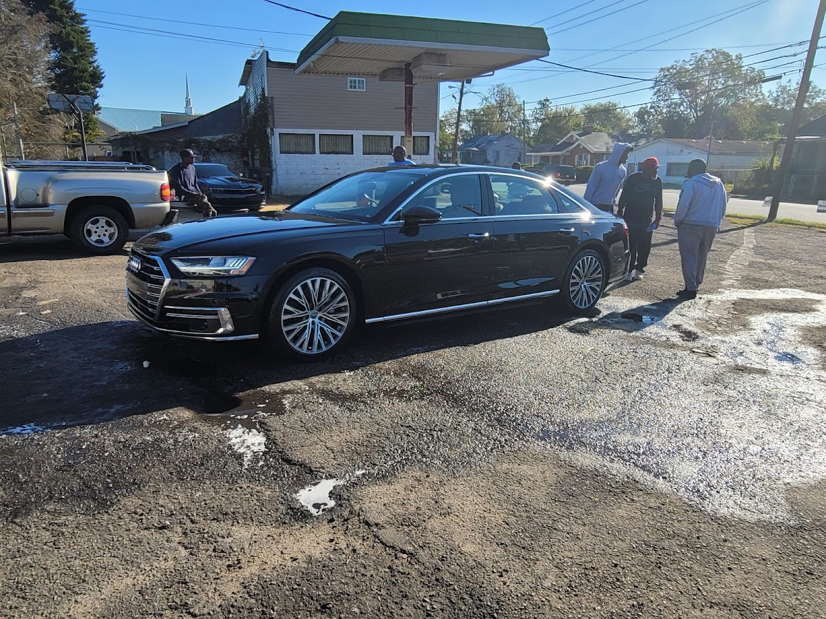 Car Wash in Downtown Augusta, Augusta, GA