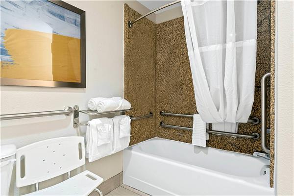 Comfort Suites Augusta Riverwatch photo 4