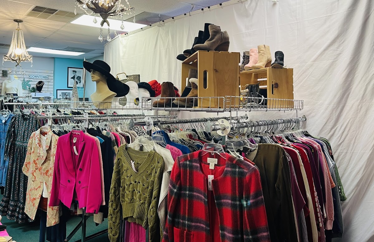 Encore Boutique & Consignments photo 5