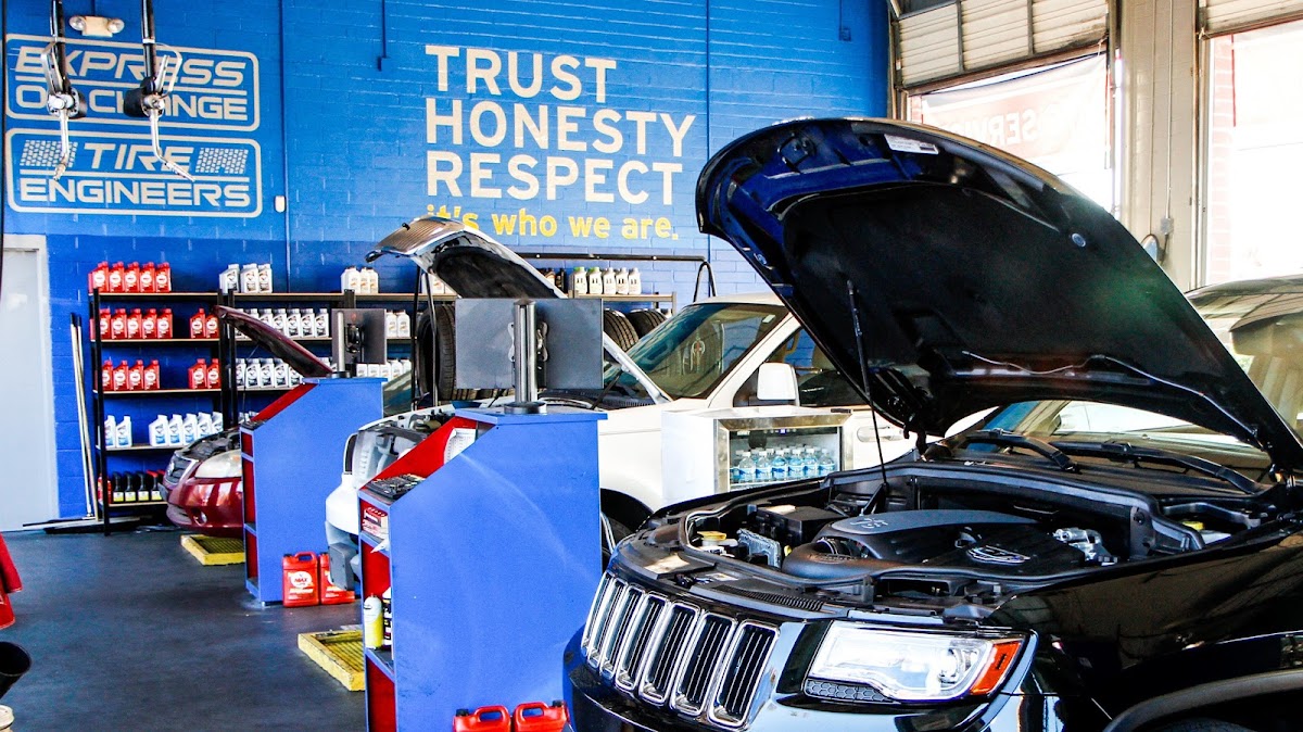 Express Oil Change & Tire Engineers photo 4