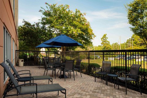 Fairfield by Marriott Inn & Suites Augusta Fort Eisenhower Area - Hotels & Lodging in Augusta, GA