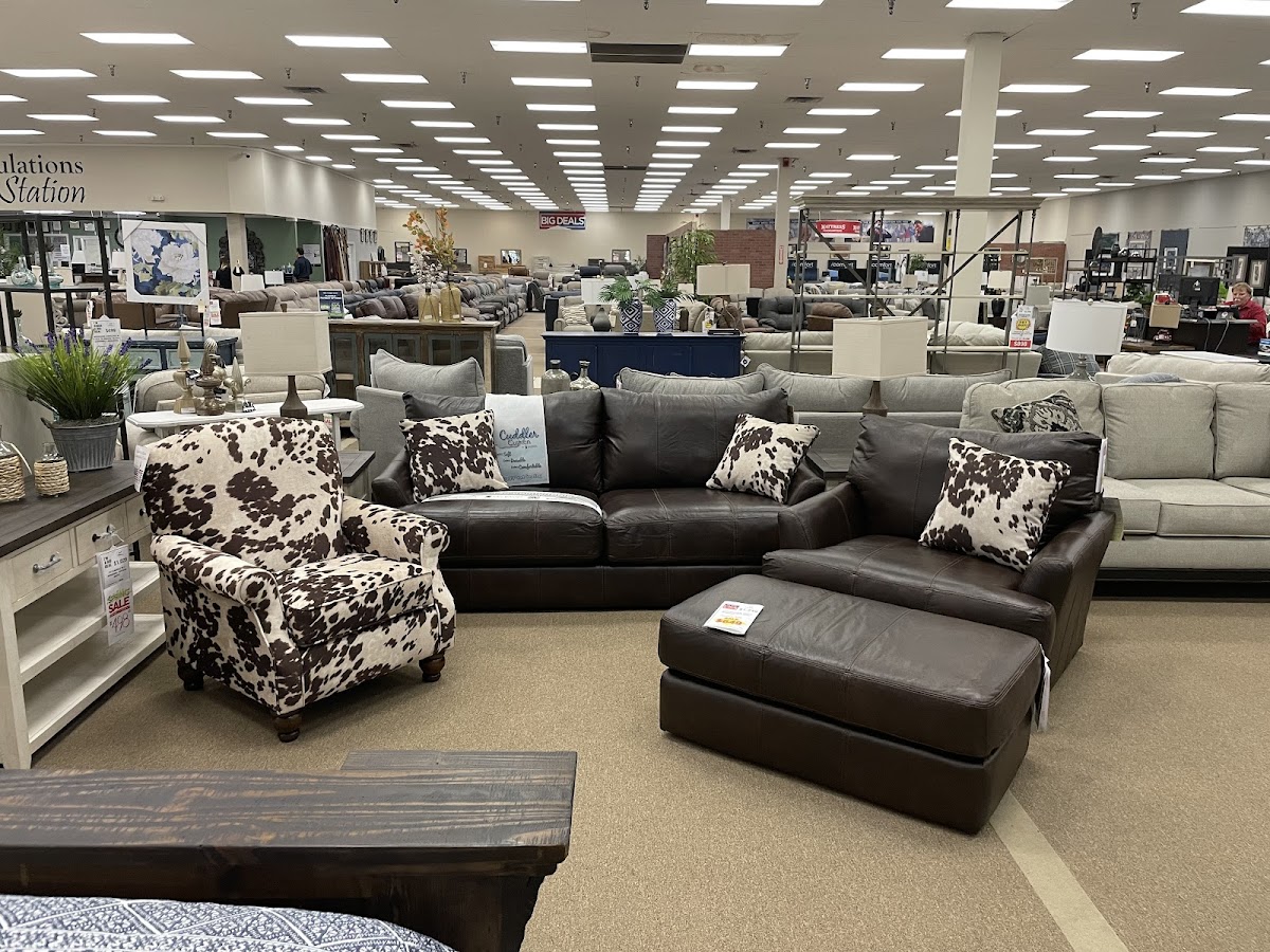 Great Deals On Furniture photo 5