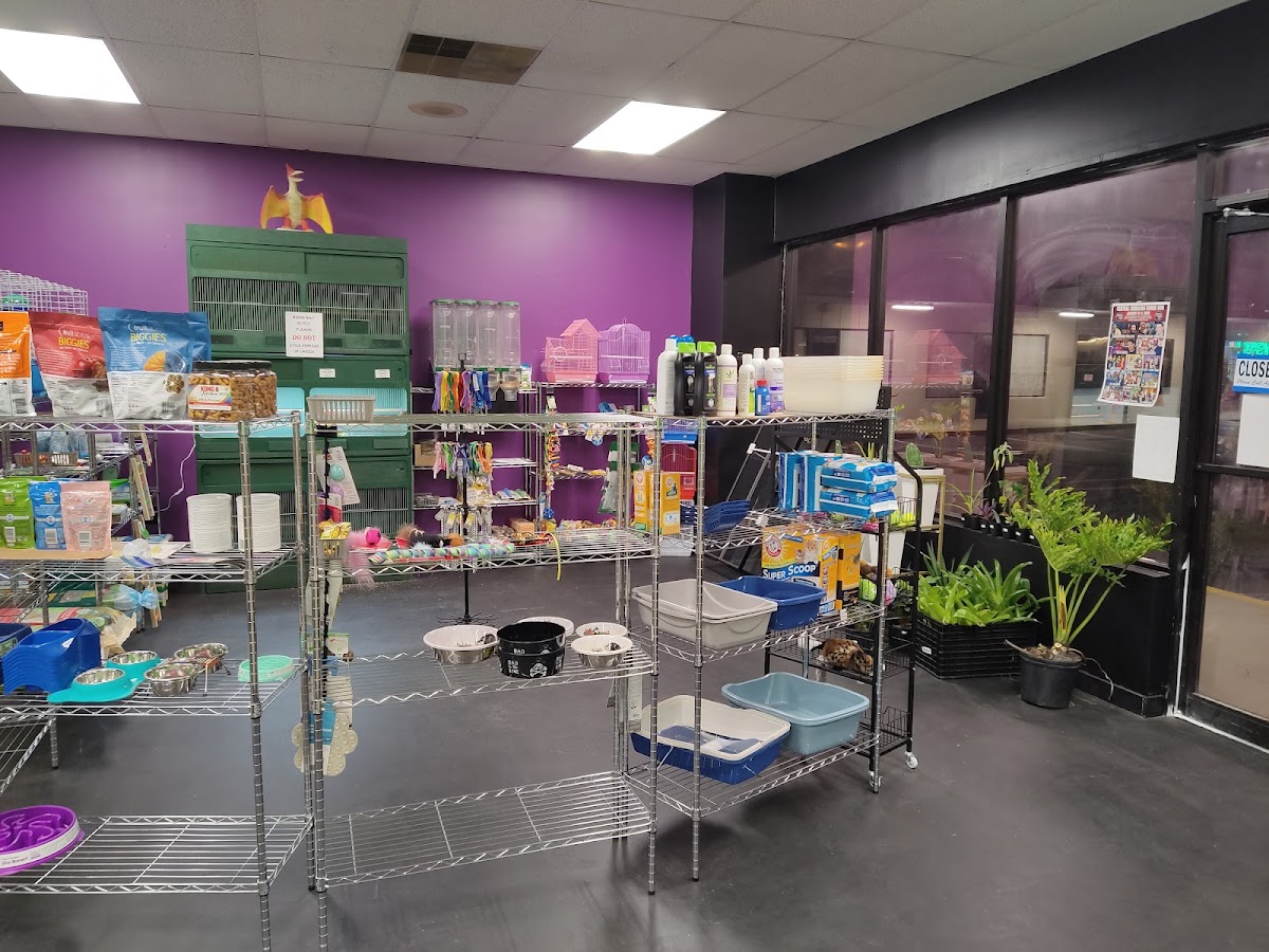 Hall's Balls & Exotics Pet Emporium photo 5