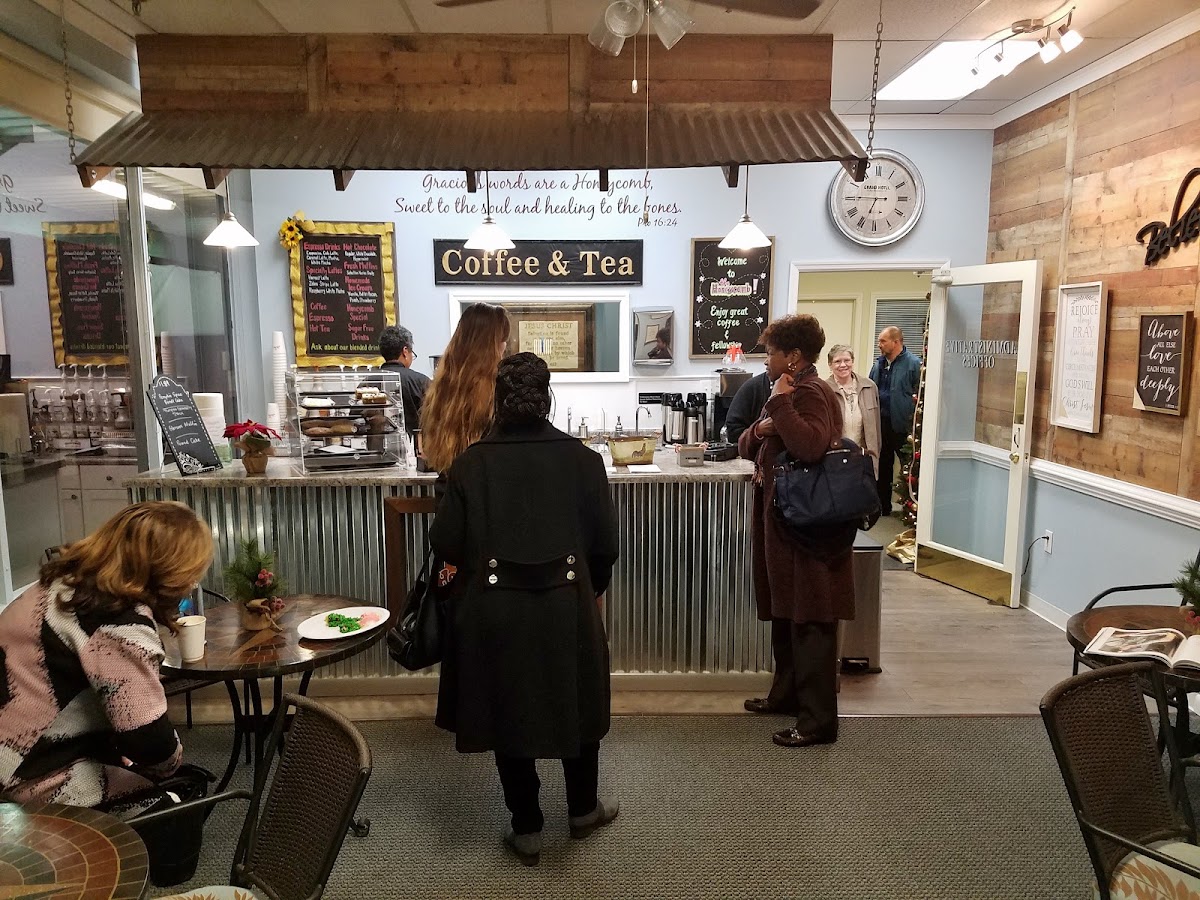 Honeycomb Specialty Coffee and Treats photo 4
