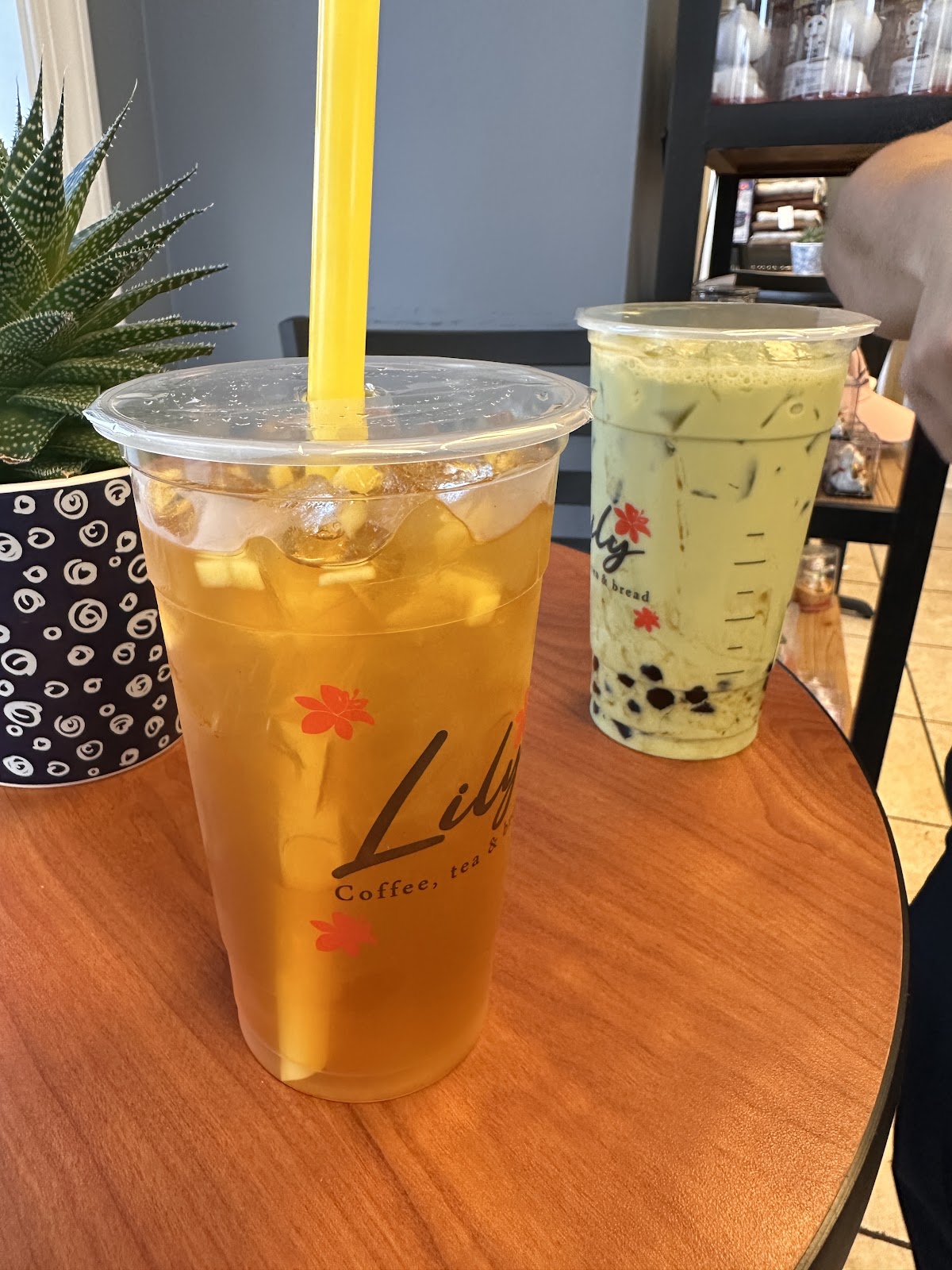 Lily coffee, tea & bread photo 5