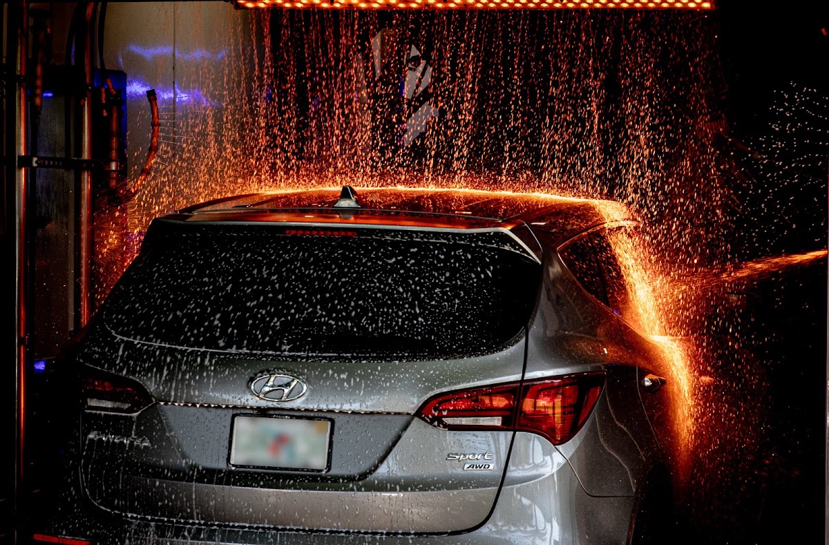 LuLu's Car Wash photo 3