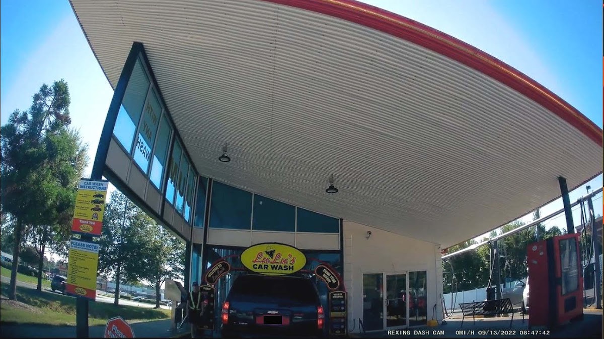 Lulu's Express Car Wash photo 3