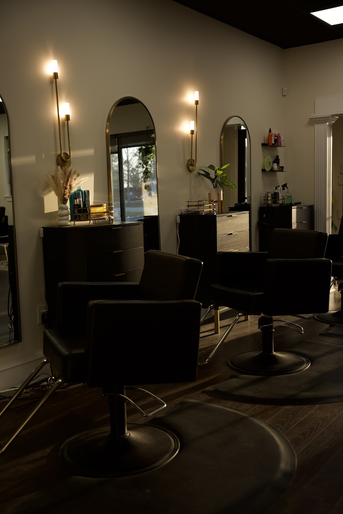 Luxe Hair Studio - Beauty & Salons in Augusta, GA