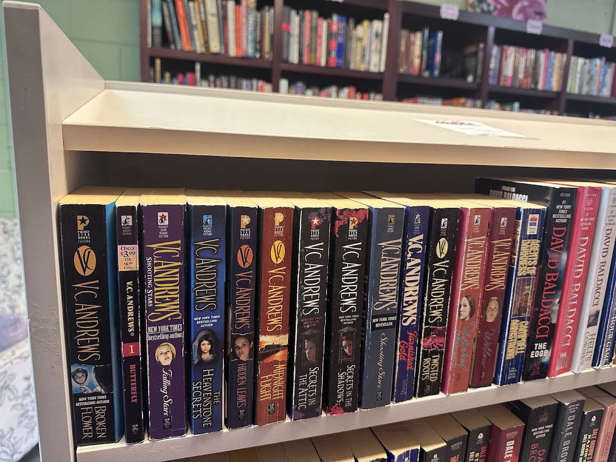 MariBeth's Books photo 3