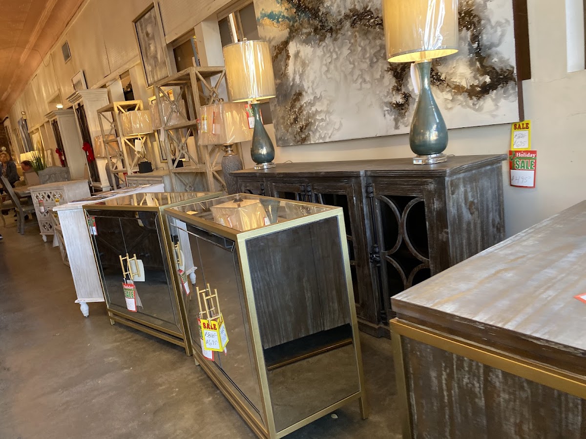 Merry's Home Furnishings photo 3