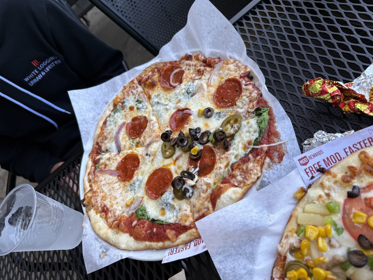 MOD Pizza photo 3