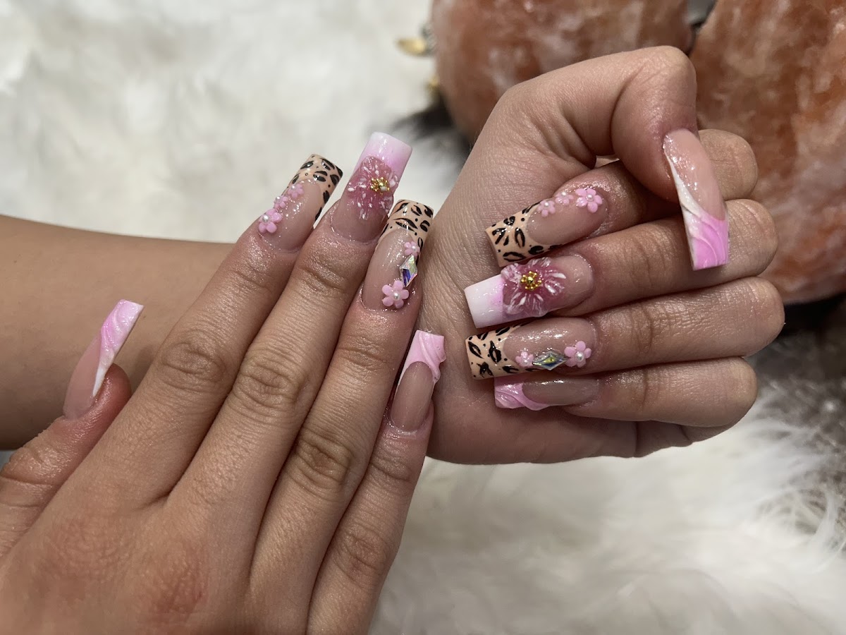 Paris Nails and Spa - Beauty & Salons in Augusta, GA