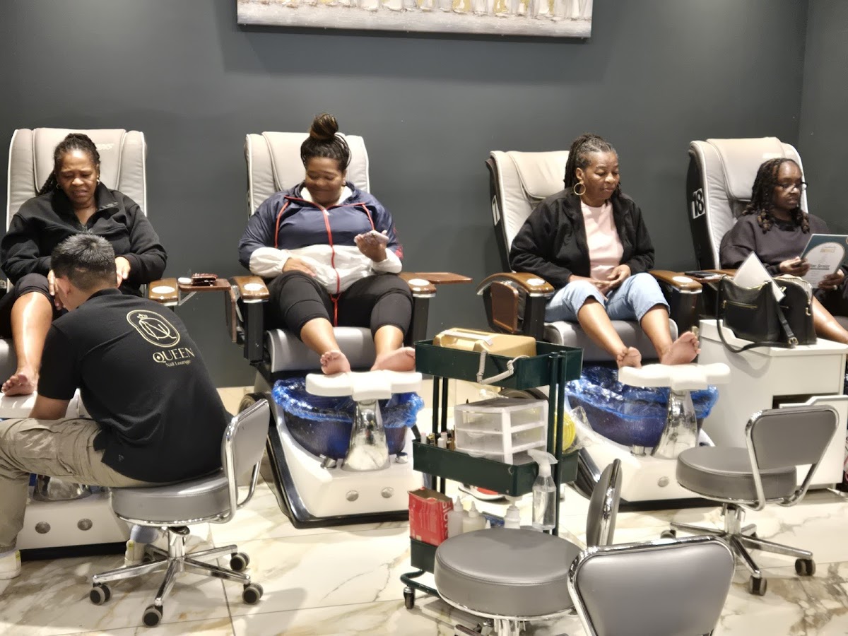 Queen Nail Lounge photo 5