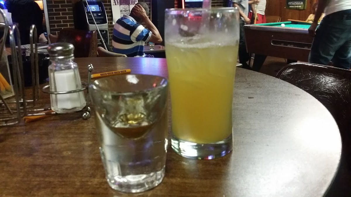 Riverfront Pub & Sports photo 5