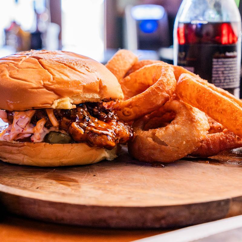 Tank N Taps Sports Bar & Grill photo 4