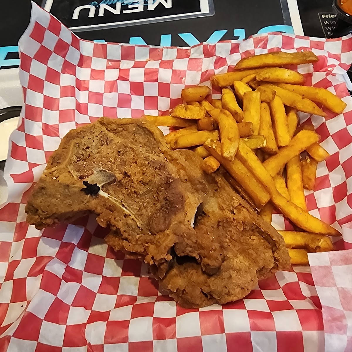 Tiffany’s Eatery photo 3
