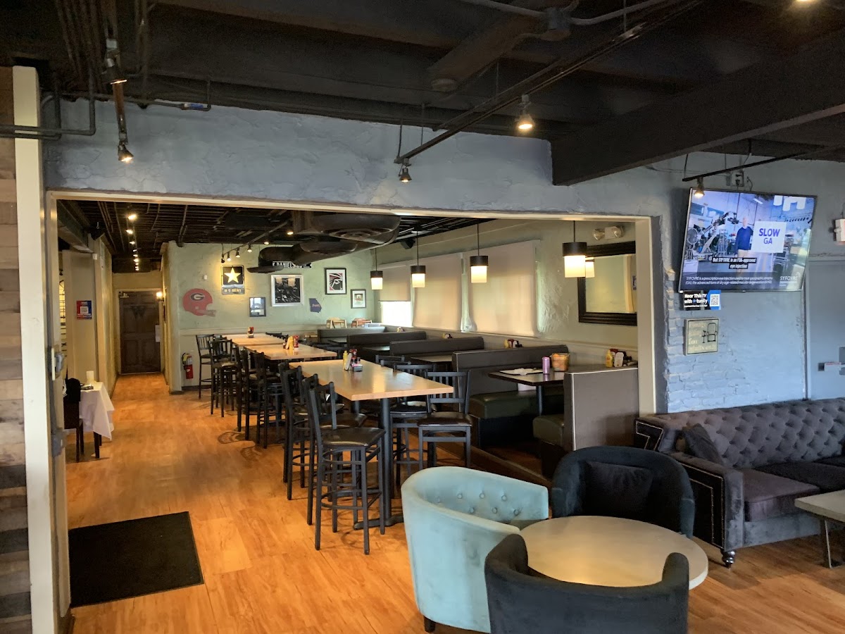 Top Dawg Tavern - Augusta, GA photo 3
