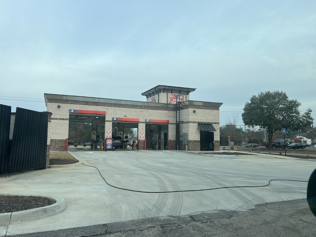 Valvoline Instant Oil Change photo 3