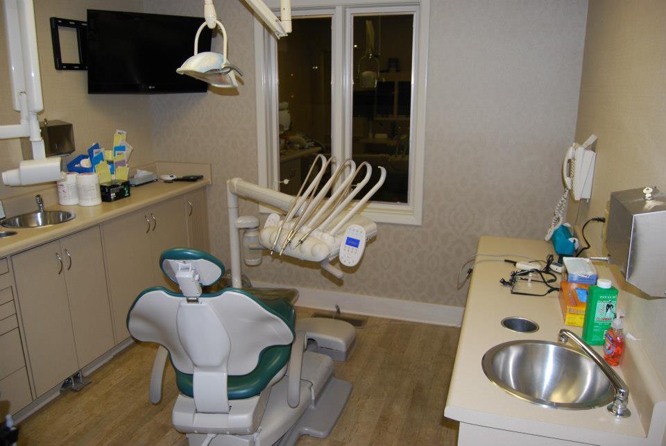 West Augusta Dental Associates - Dr. Gregory Clepper, Dr. Robert Turner, Dr. Carson Glore photo 5